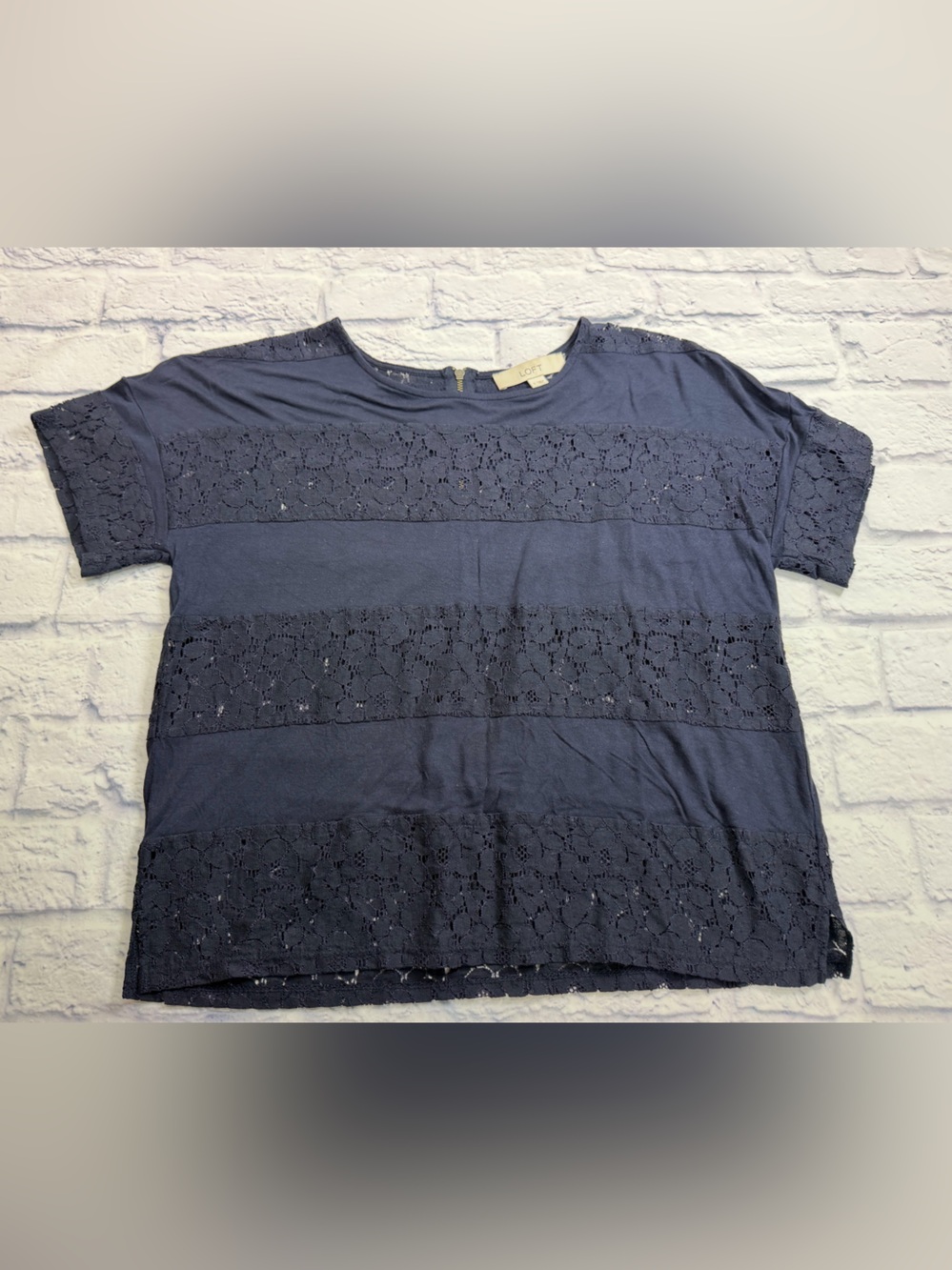 LOFT  Navy Lace-Trim Short Sleeve Top. Size Small. Wear to Work.